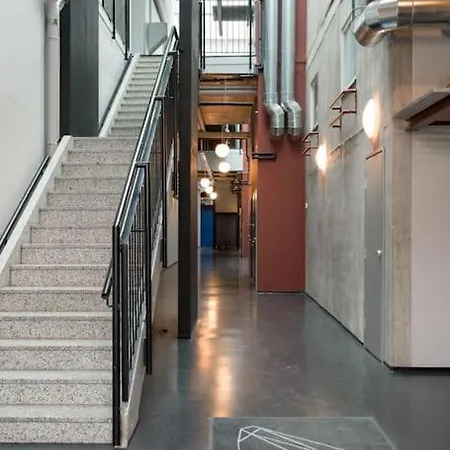 Riverside Loft With Sauna Apartmán