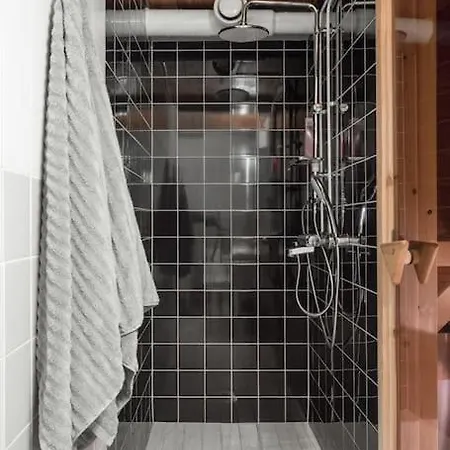 Riverside Loft With Sauna Apartman