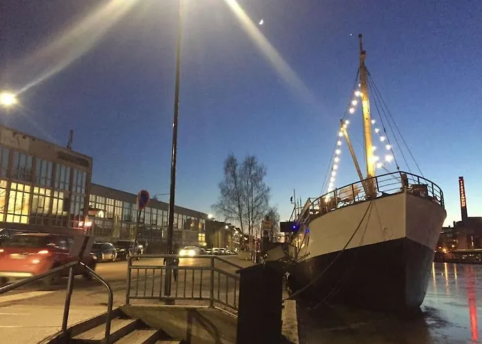 Riverside Loft With Sauna Åbo