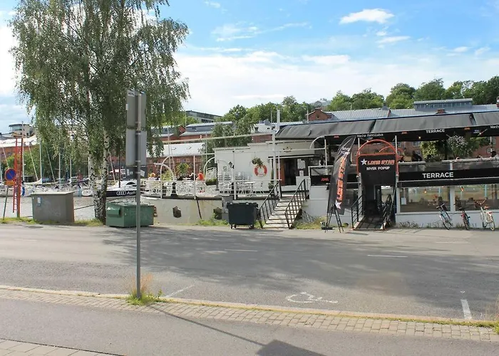 Lägenhet Riverside Loft With Sauna *
